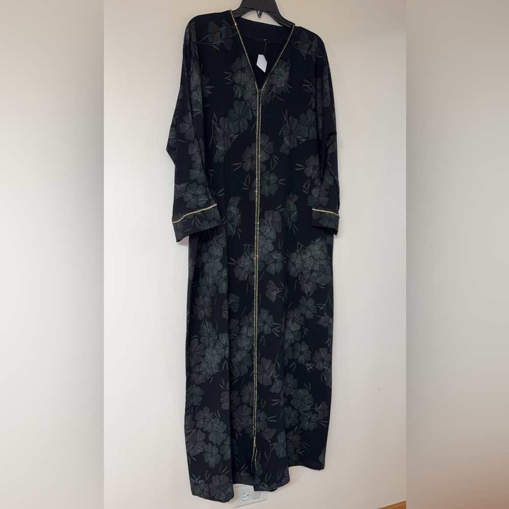 Abaya Islamic Wear Maxi Long Sleeved Dress Size XL / XXL Black Floral Green NEW